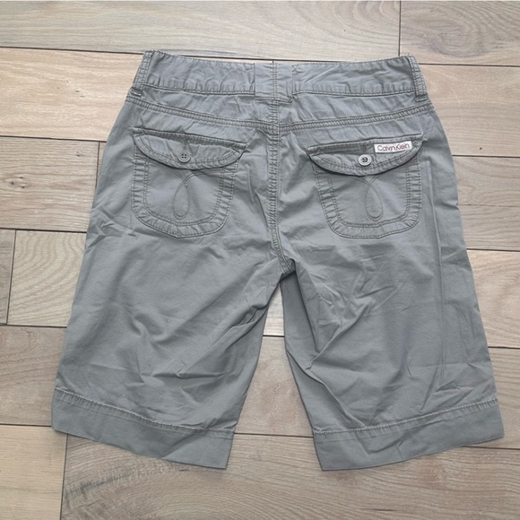 Calvin Klein Women's Cargo Shorts - Picture 2 of 7